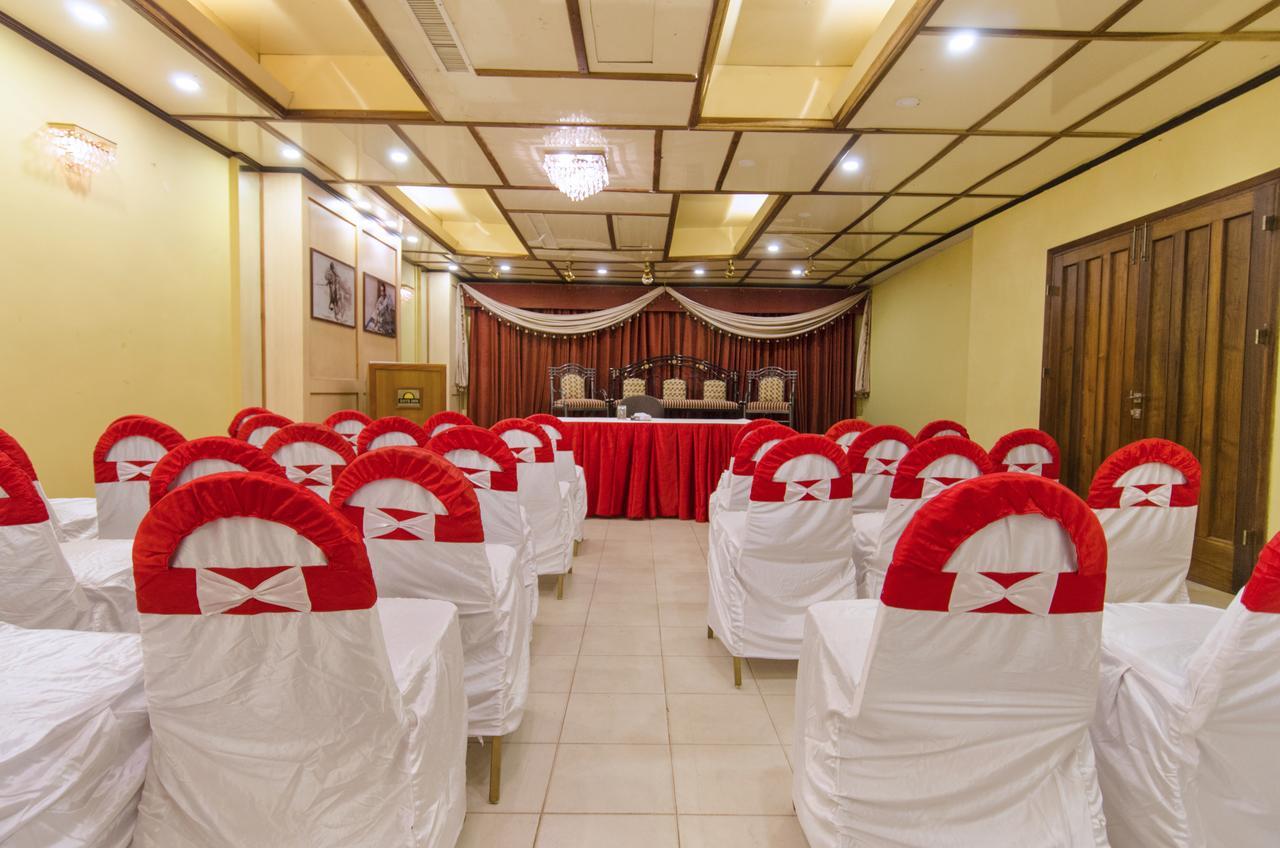 Hotel Galaxy Karachi Exterior photo